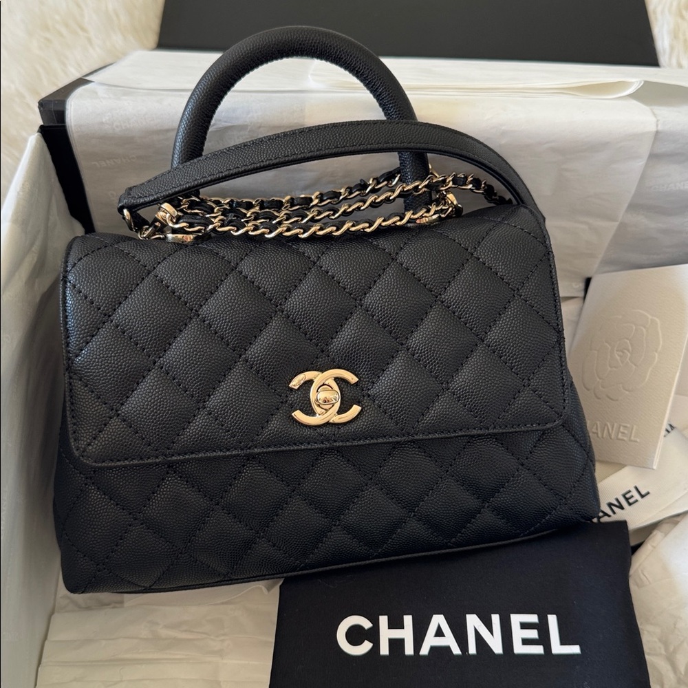 Chanel Coco Handle 22P Small Black Caviar Leather Gold HW Full Set NIB - Picture 10 of 13